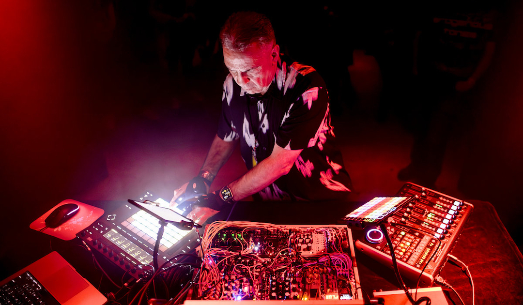 Chris Meyer's Alias Zone